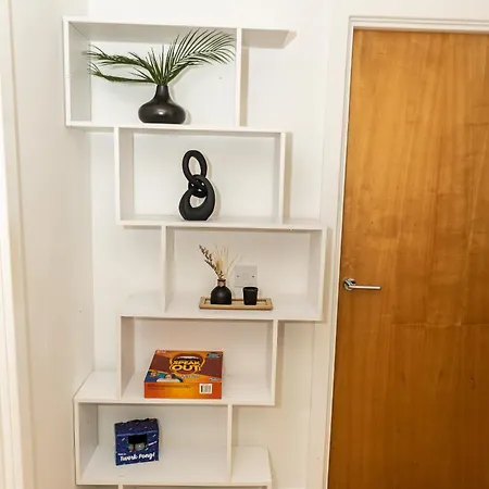 2ndhomestays-digbeth-birmingham I Sleeps 6 I Contractors I Insurance & Relocating Guests I Free Parking